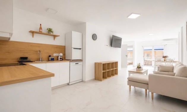 Apartment - zum Verkauf - Torrevieja - Torrevieja Centro