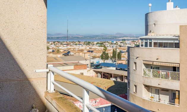 Apartment - zum Verkauf - Torrevieja - Torrevieja