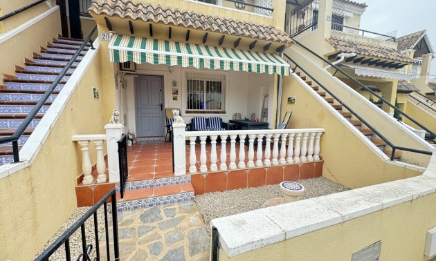 Apartment - zum Verkauf - Villamartin - Villamartin