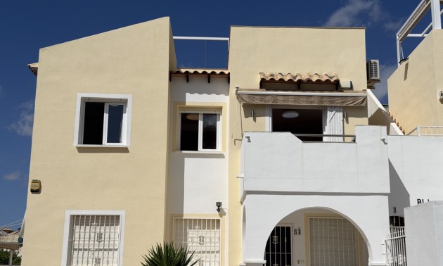 Apartment - zum Verkauf - Villamartin - Villamartin