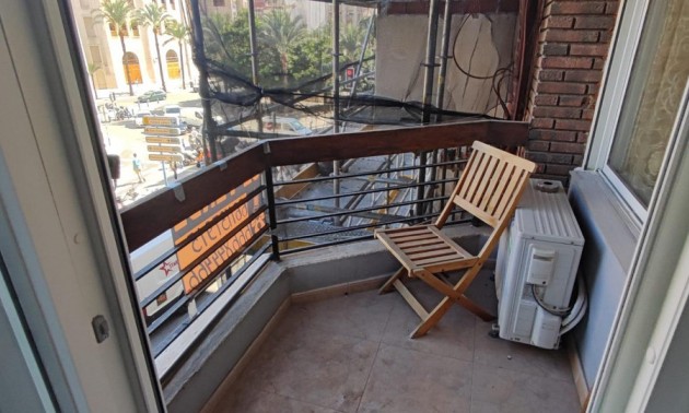 Appartement - A Vendre - Alicante - Alicante Centro