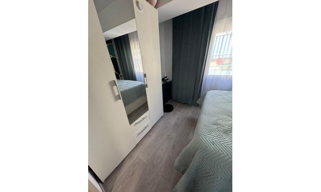 Appartement - A Vendre - Alicante - Alicante Centro