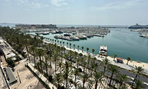Appartement - A Vendre - Alicante - Alicante Centro