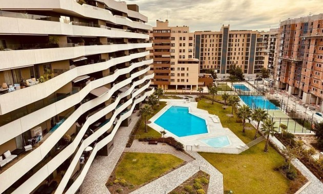 Appartement - A Vendre - Alicante - Alicante Centro