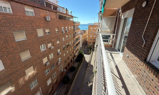 Appartement - A Vendre - Alicante - Alicante Centro
