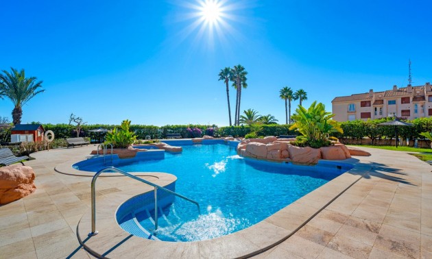 Appartement - A Vendre - Orihuela - Cabo Roig