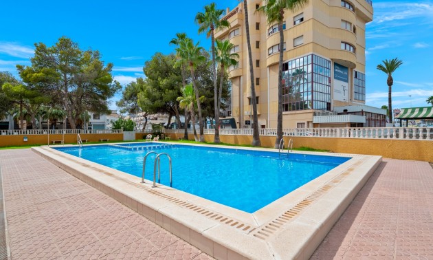Appartement - A Vendre - Punta Prima - Punta Prima