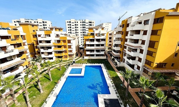 Appartement - A Vendre - Punta Prima - Punta Prima