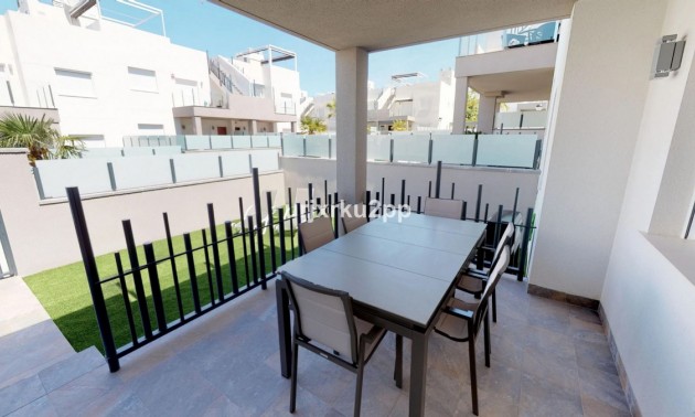 Appartement - A Vendre - Torrevieja - Aguas Nuevas
