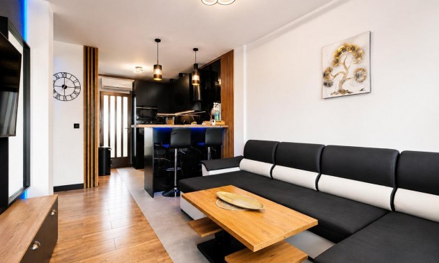Appartement - A Vendre - Torrevieja - Aguas Nuevas