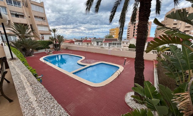 Appartement - A Vendre - Torrevieja - La Mata