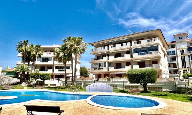 Appartement - A Vendre - Torrevieja - La Mata