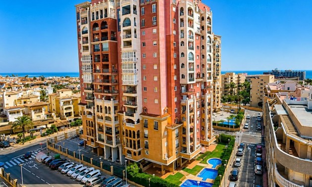 Appartement - A Vendre - Torrevieja - Playa de los Locos