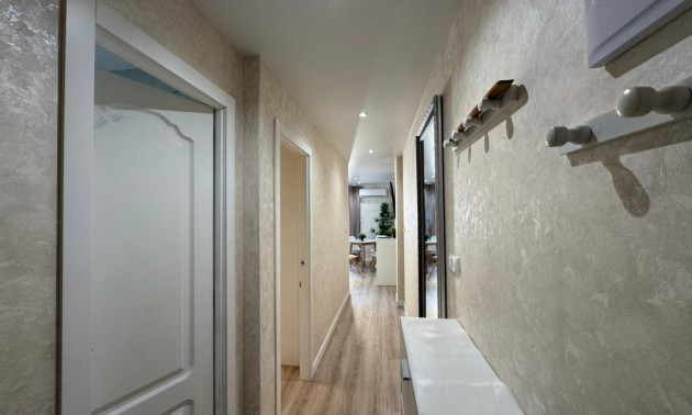 Appartement - A Vendre - Torrevieja - Playa del Cura