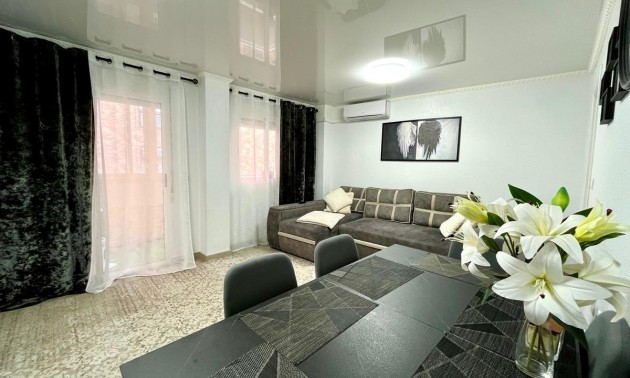 Appartement - A Vendre - Torrevieja - Torrevieja Centro