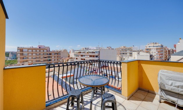 Appartement - A Vendre - Torrevieja - Torrevieja Centro