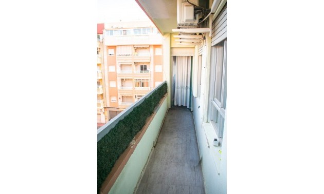 Appartement - A Vendre - Torrevieja - Torrevieja Centro