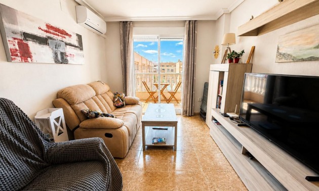 Appartement - A Vendre - Torrevieja - Torrevieja Centro