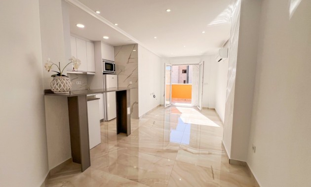 Appartement - A Vendre - Torrevieja - Torrevieja Centro