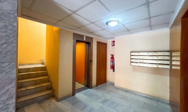 Appartement - A Vendre - Torrevieja - Torrevieja Centro