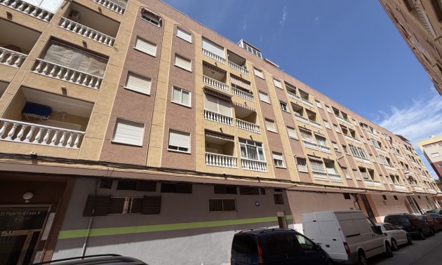 Appartement - A Vendre - Torrevieja - Torrevieja