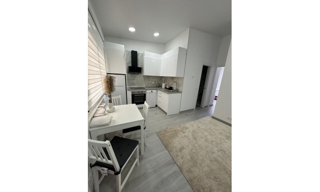 Appartement - Resale - Torrevieja - Torrevieja Centro