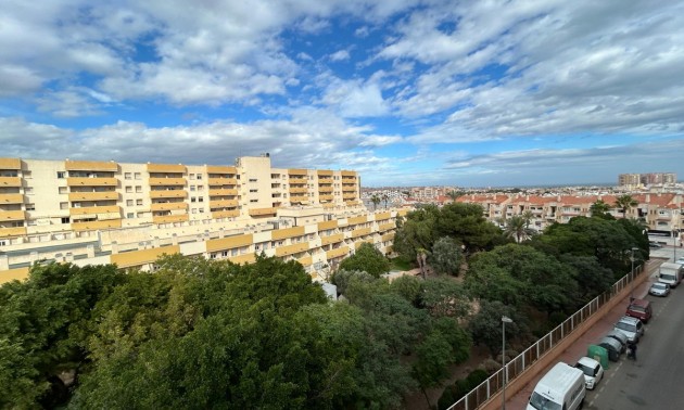 Appartement - Resale - Torrevieja - Torrevieja Centro