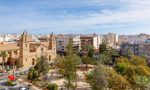 Appartement - Resale - Torrevieja - Torrevieja Centro