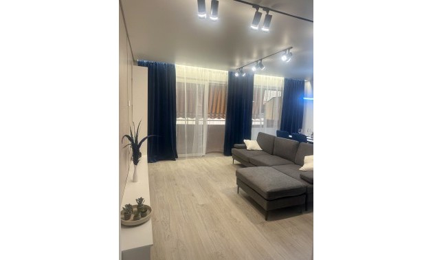 Appartement - Resale - Torrevieja - Torrevieja Centro