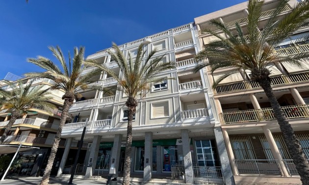Appartement - Resale - Torrevieja - Torrevieja Centro