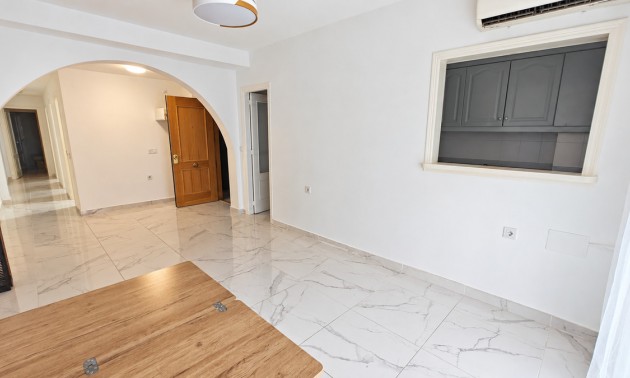 Appartement - Resale - Torrevieja - Torrevieja Centro