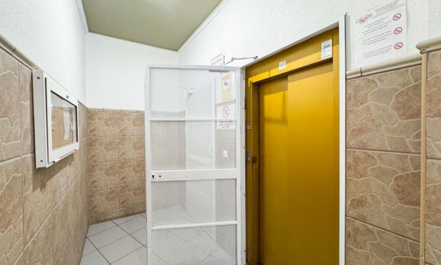 Appartement - Resale - Torrevieja - Torrevieja