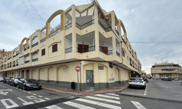 Commercial - Resale - Torrevieja - Torrevieja