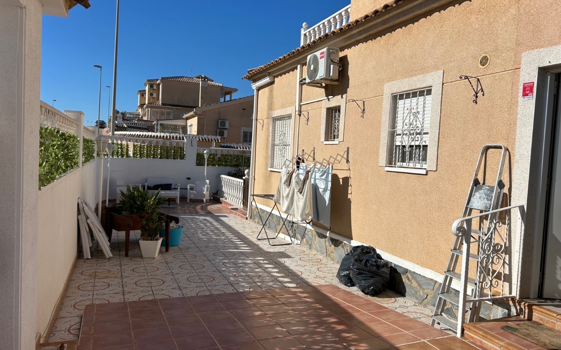 Location - Villa - Atalaya Park