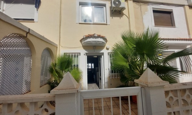 Maison de ville - A Vendre - l'Alfas del Pi - Albir