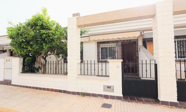 Maison de ville - A Vendre - Pilar de la Horadada - Torre de la Horadada