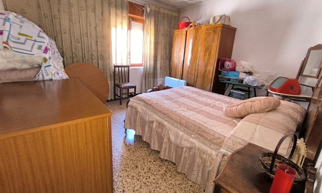 Maison de ville - A Vendre - Pinoso - Pinoso Centro