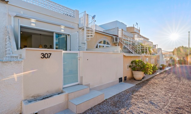 Maison de ville - A Vendre - Torrevieja - El Chaparral