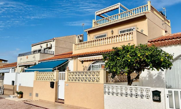 Maison de ville - A Vendre - Torrevieja - Torrevieja Centro