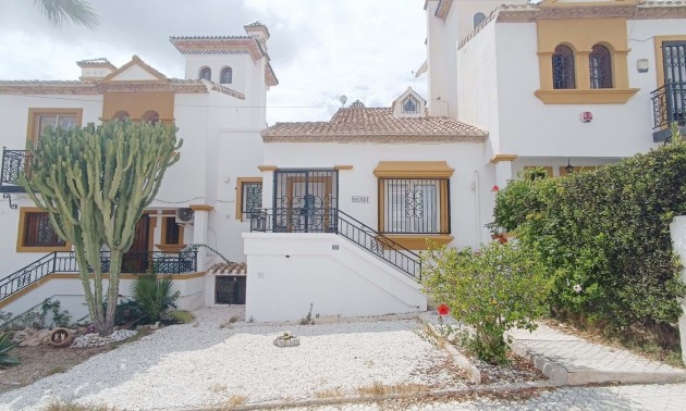 Maison de ville - A Vendre - Villamartin - Villamartin