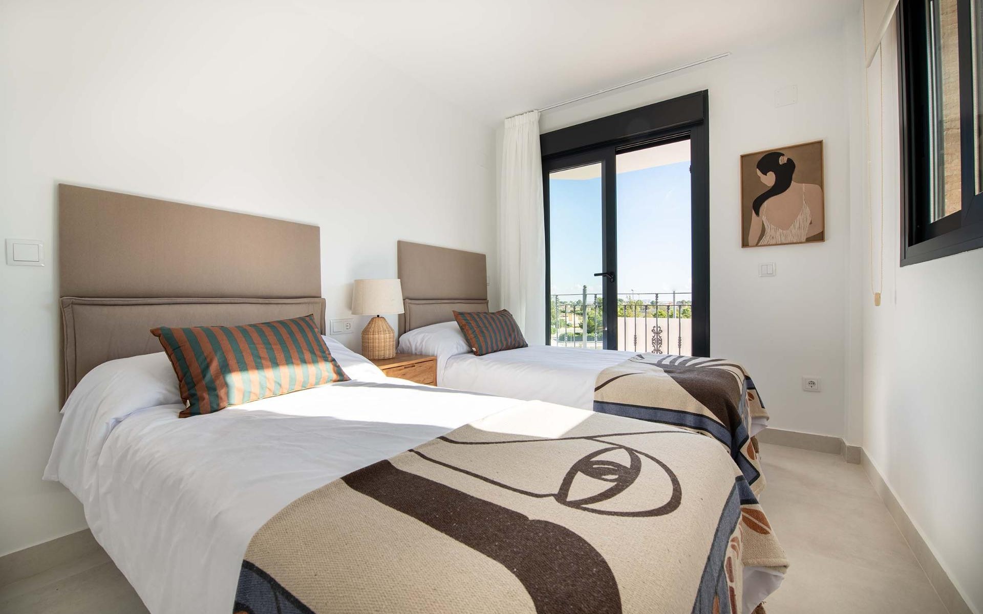 Neubau - Apartment - Cox - San Fernando