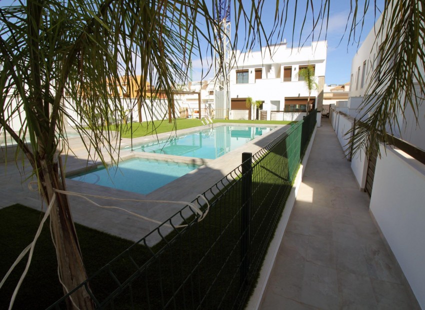 Neubau - Villa - Pilar de la Horadada - parque Andromeda