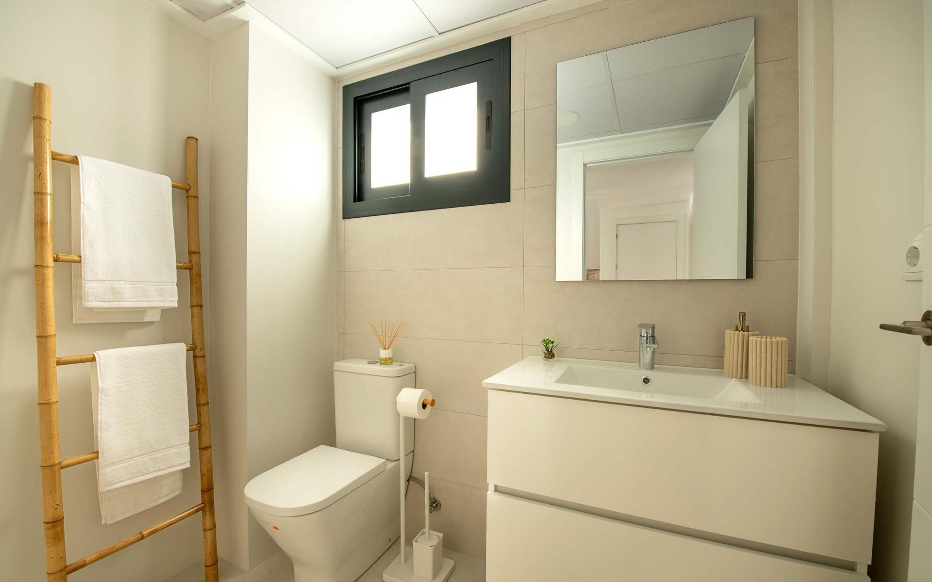 New Build - Townhouse - Cox - San Fernando