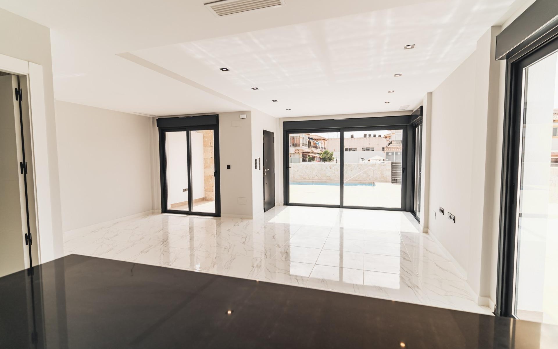 New Build - Villa - Punta Prima