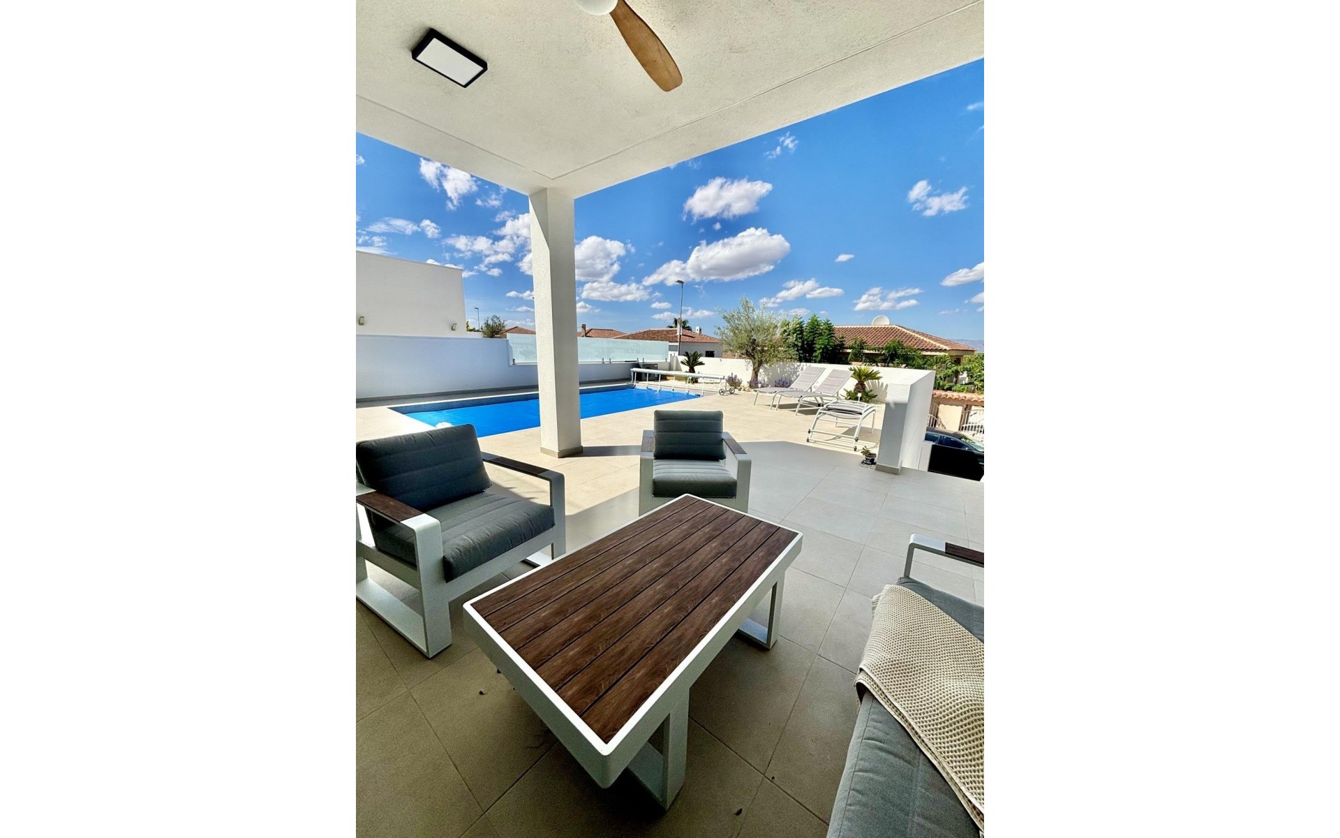 Nouvelle Construction - Villa - Benijofar