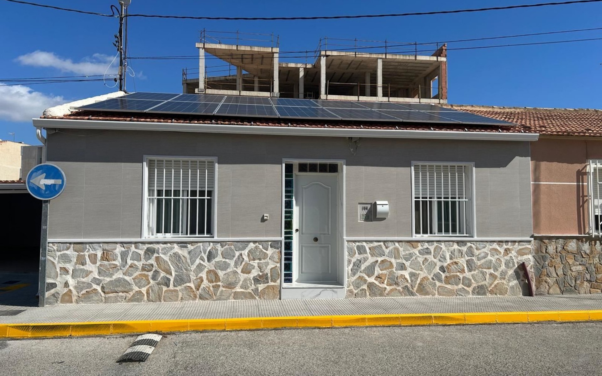  - Radhus -  - Los Montesinos Centro