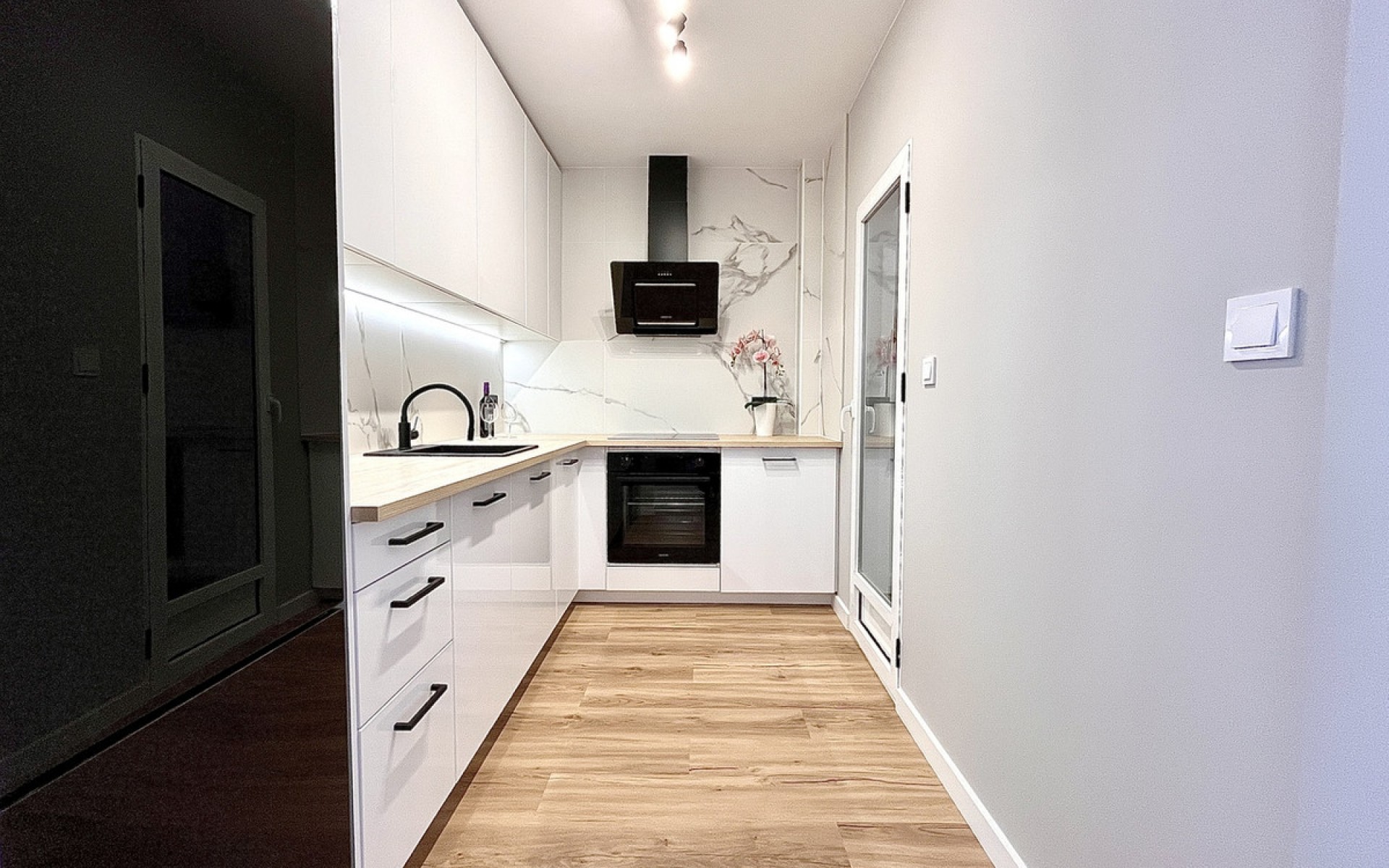  - Radhus - 