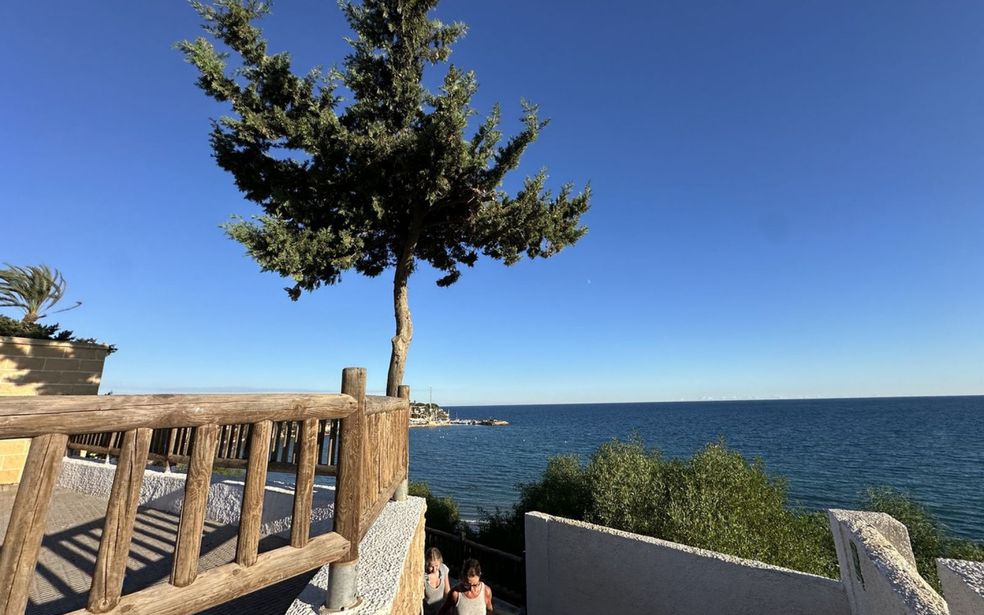 - Radhus - 
