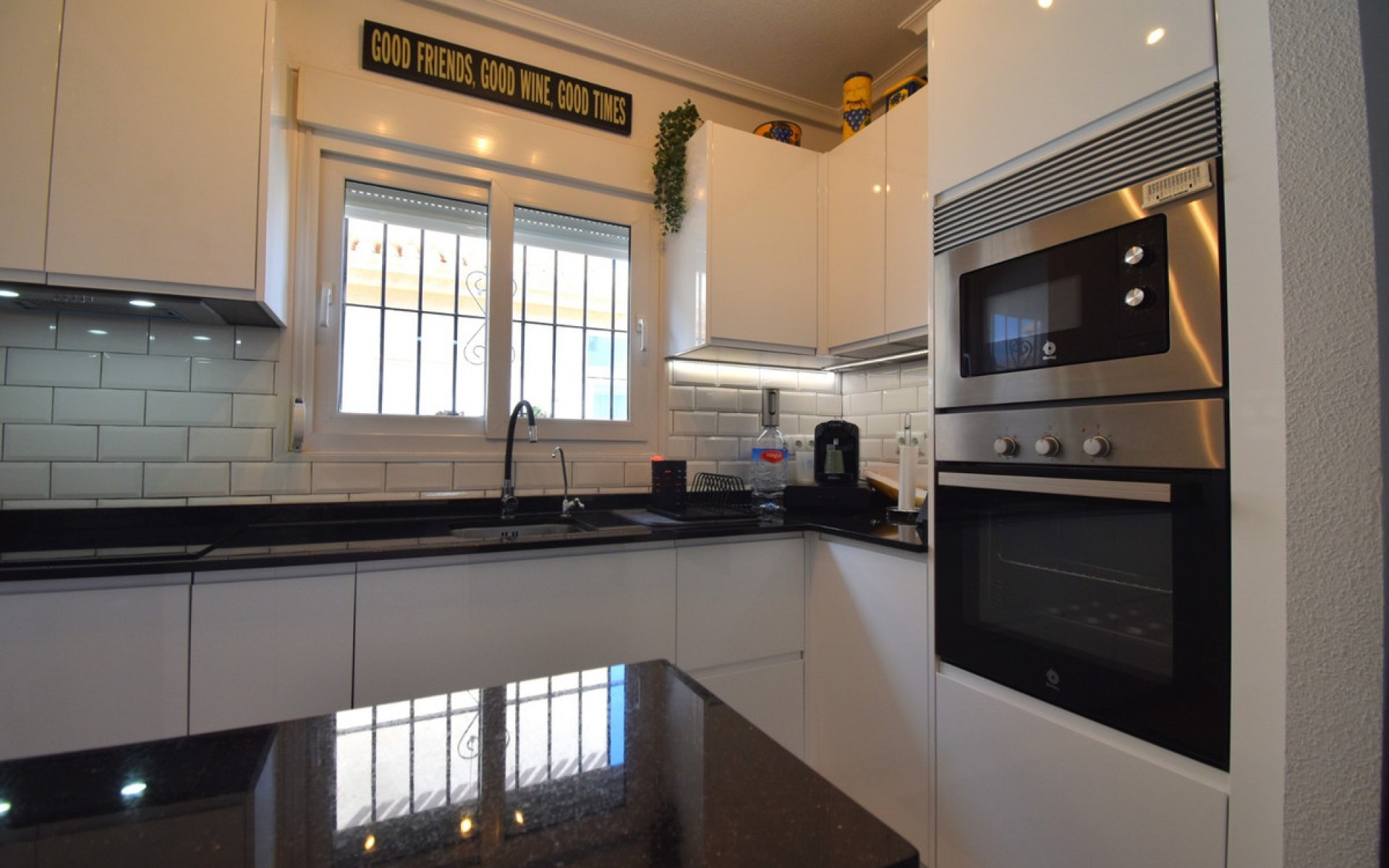  - Radhus - 