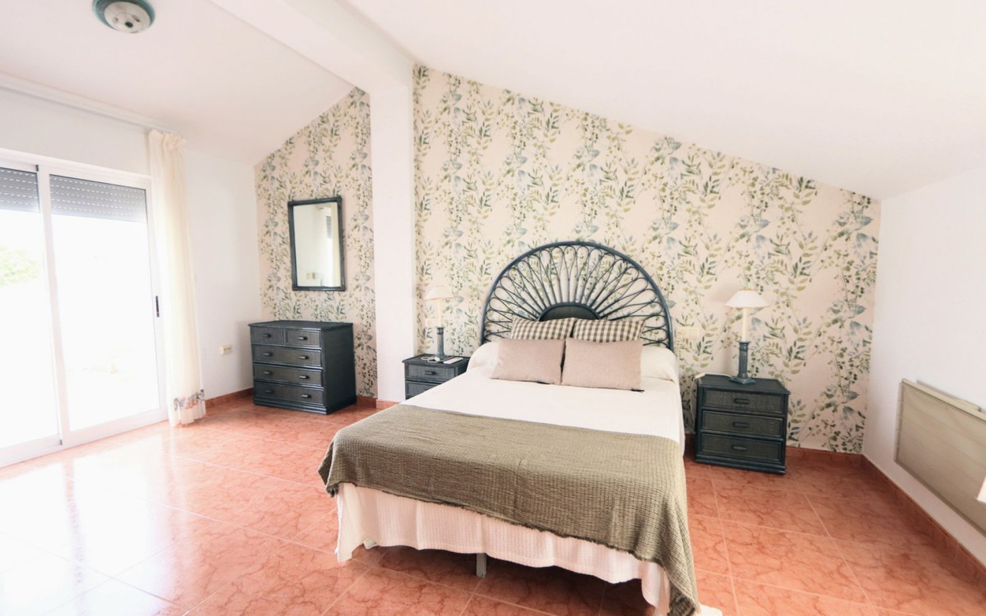  - Radhus - 
